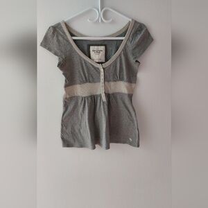 Abercrombie & Fitch top for women / juniors
